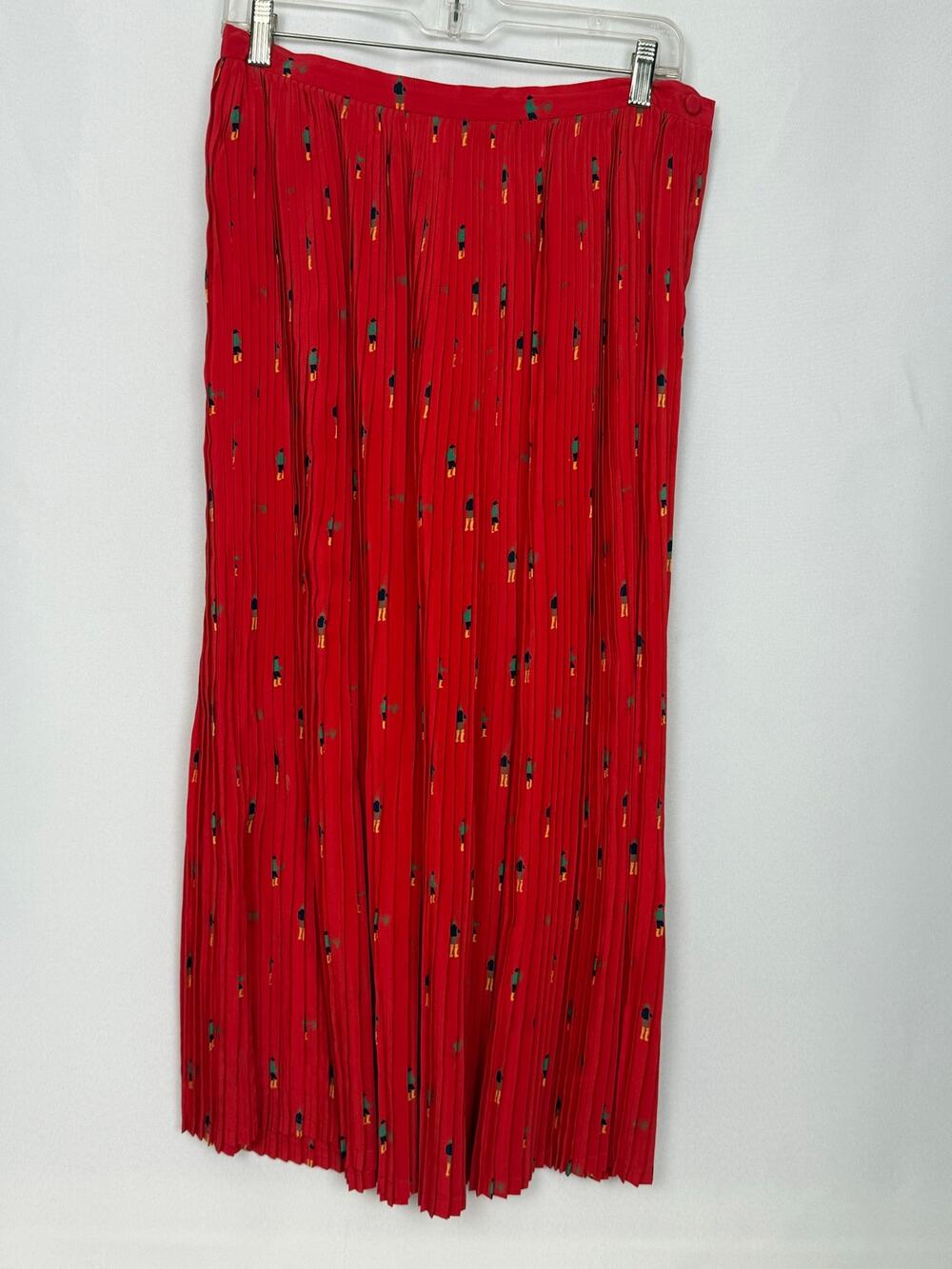 Vintage 80s Cullinane 100% Silk Skirt Sz 12 Fly Fishing Novelty Print Red